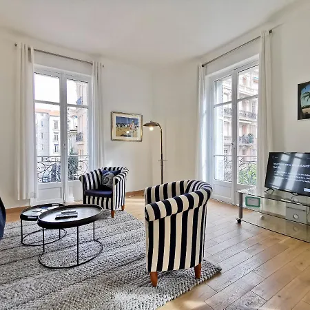 Le Gounod 25 By Guys Apartmán *