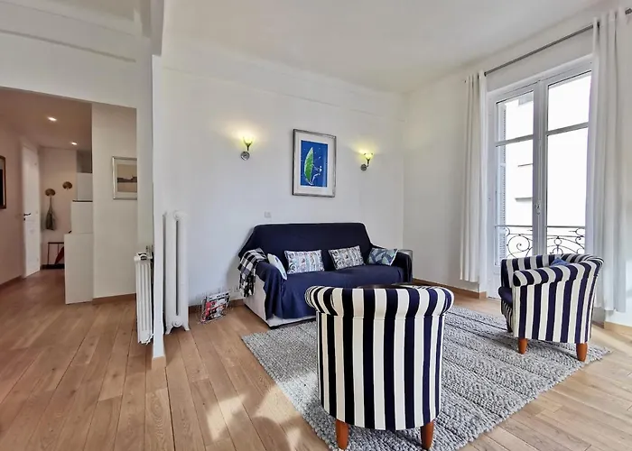 Le Gounod 25 By Guys * Nice
